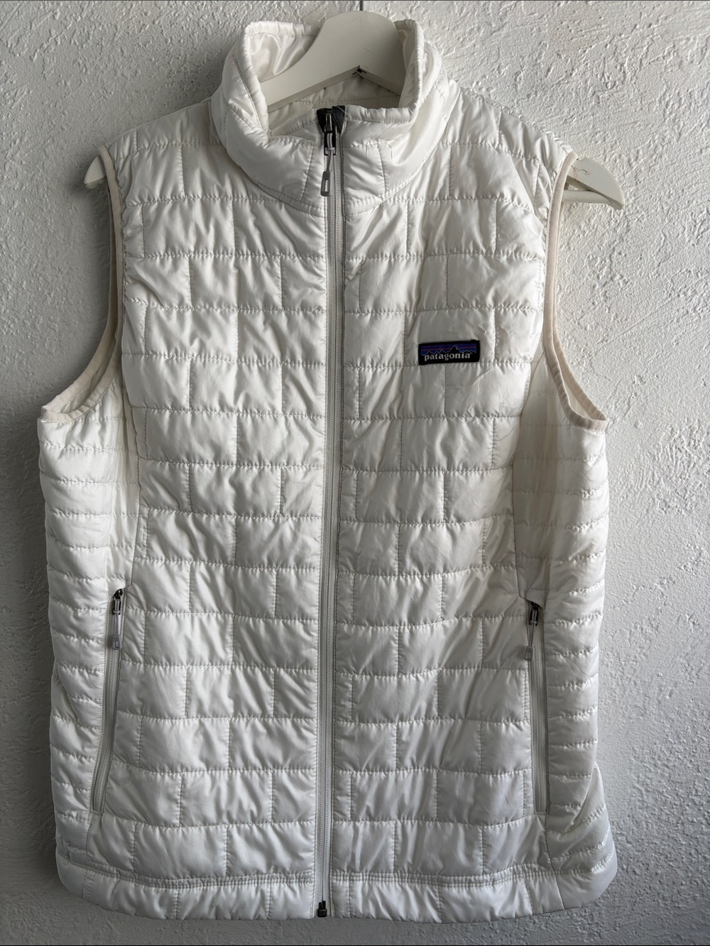 Patagonia White Quilted Lightweight Puffer Vest